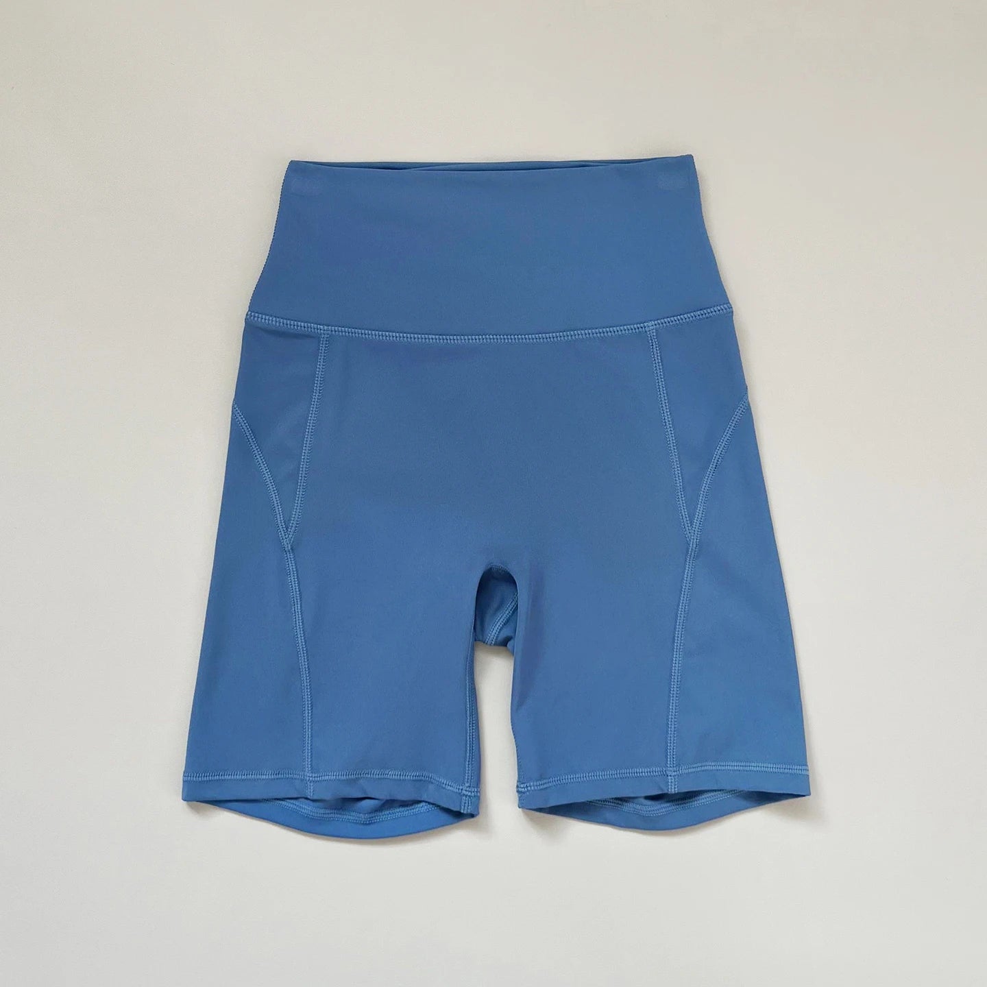 High waisted and hip lifting peach hip sports shorts for women in summer  feeling yoga and fitness pants for running and cycling