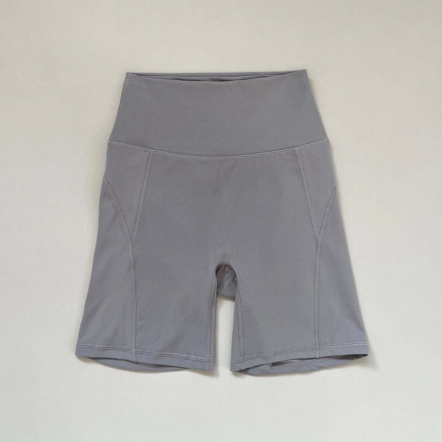 High waisted and hip lifting peach hip sports shorts for women in summer  feeling yoga and fitness pants for running and cycling