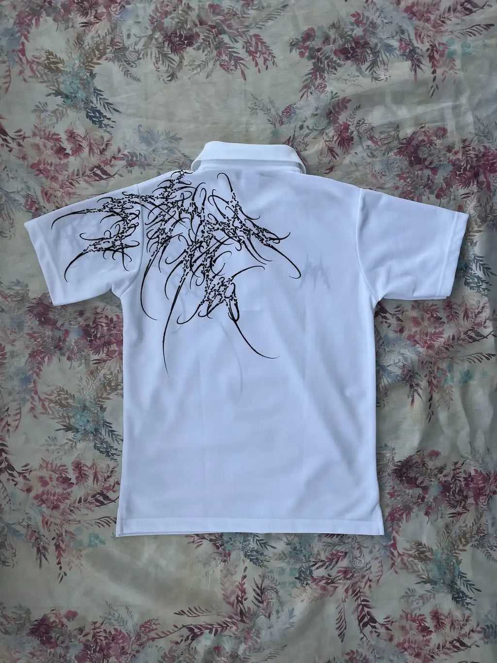 Strange Sharp Bright Lines Half-side Pattern T-shirt Original Color Classic Retro Design POLO Shirt New Trendy Couple Clothing