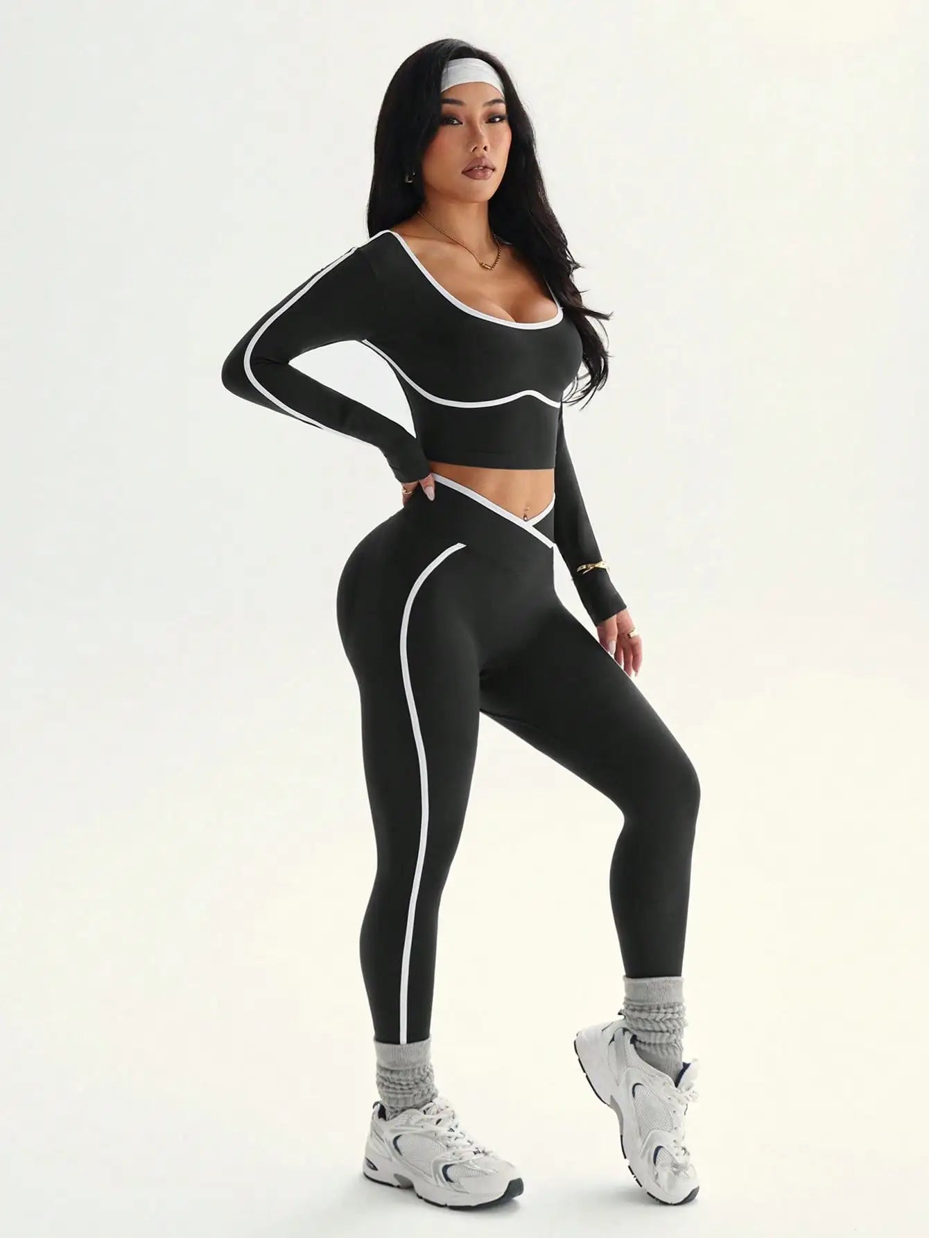 Women's Fall/Winter New Arrival Round Neck Long Sleeve Yoga Top Outdoor Sports Fitness Yoga Pants